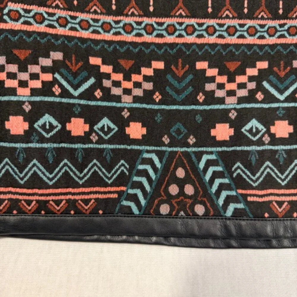 Express Mini Skirt Size 6 Western Boho Pattern Faux Leather Festival - Picture 6 of 11